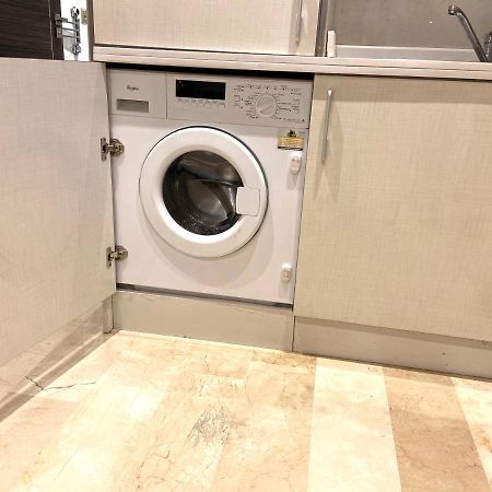 Best In Town - Central -Comfortable-In Racine カサブランカ エクステリア 写真