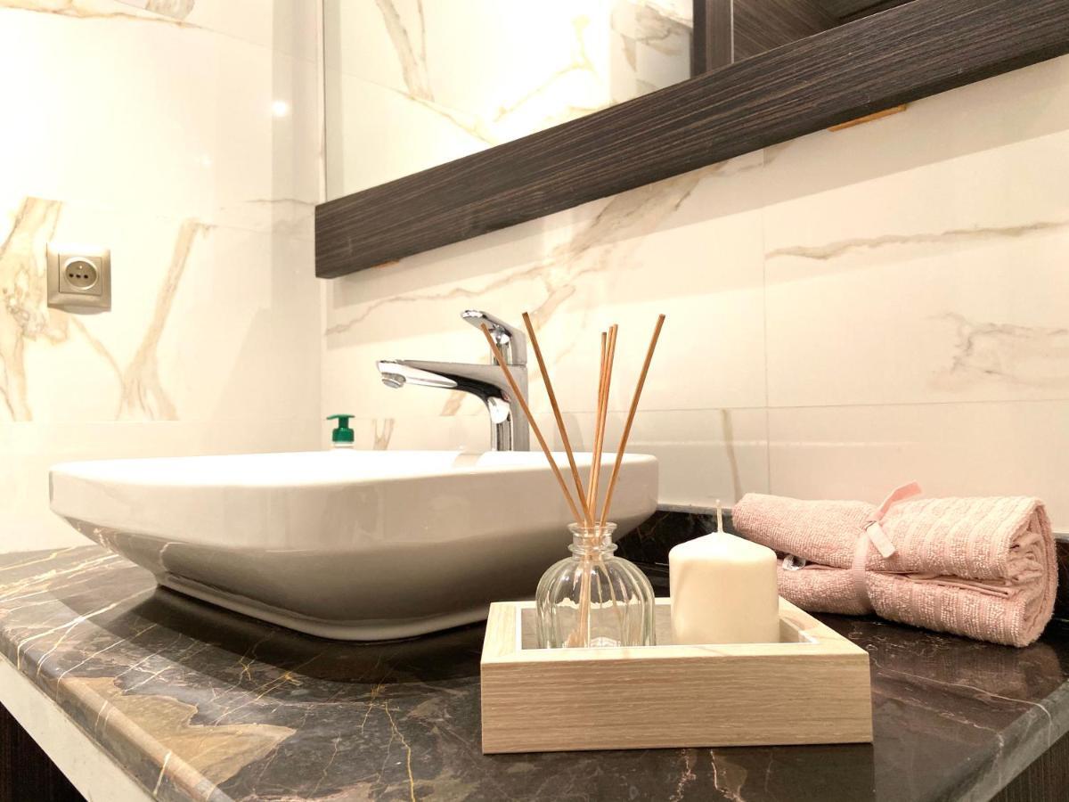 Best In Town - Central -Comfortable-In Racine カサブランカ エクステリア 写真